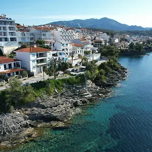 Anemos Seaside Néos Marmarás